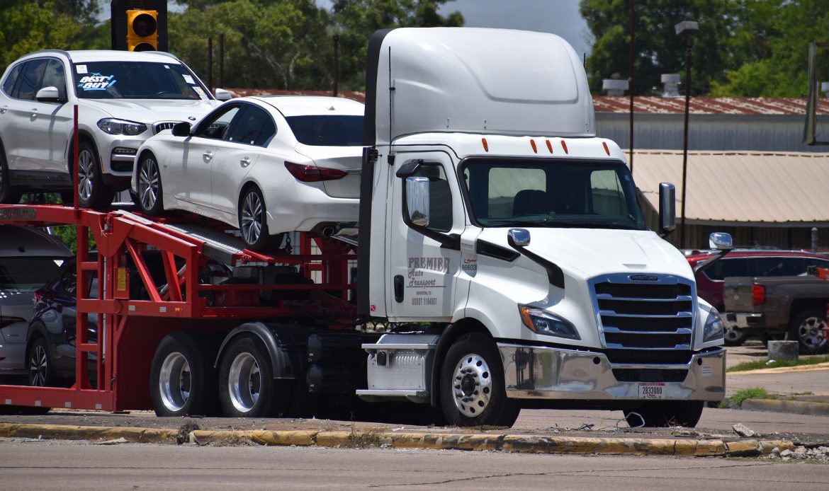 How to Start a Business Hauling Cars